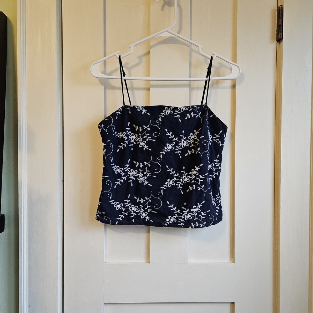 🌟3 FOR $15 Francesca's Collections Navy and White Embroidered Camisole